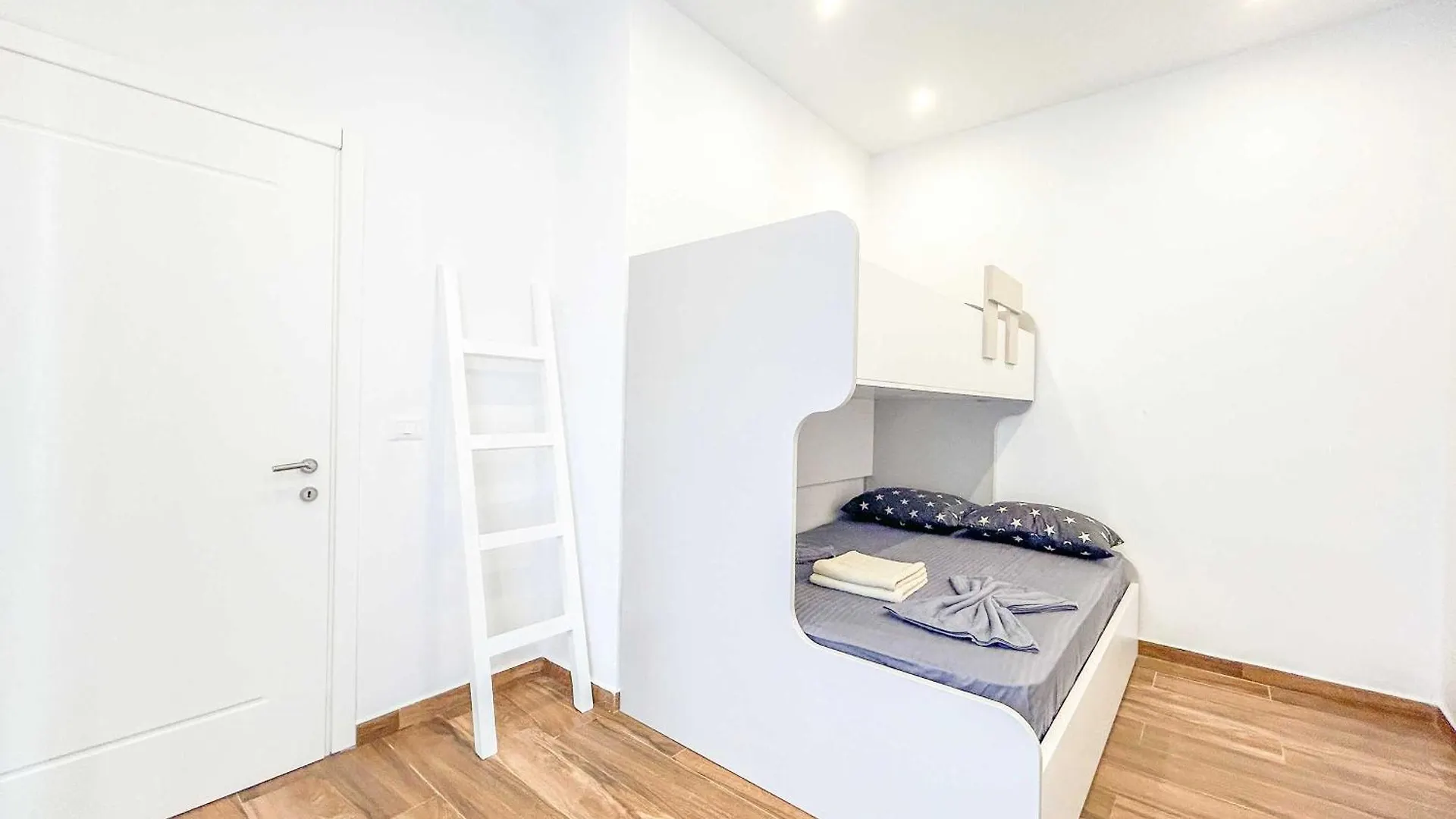 2 Bedroom Apartment 1248 Durrës