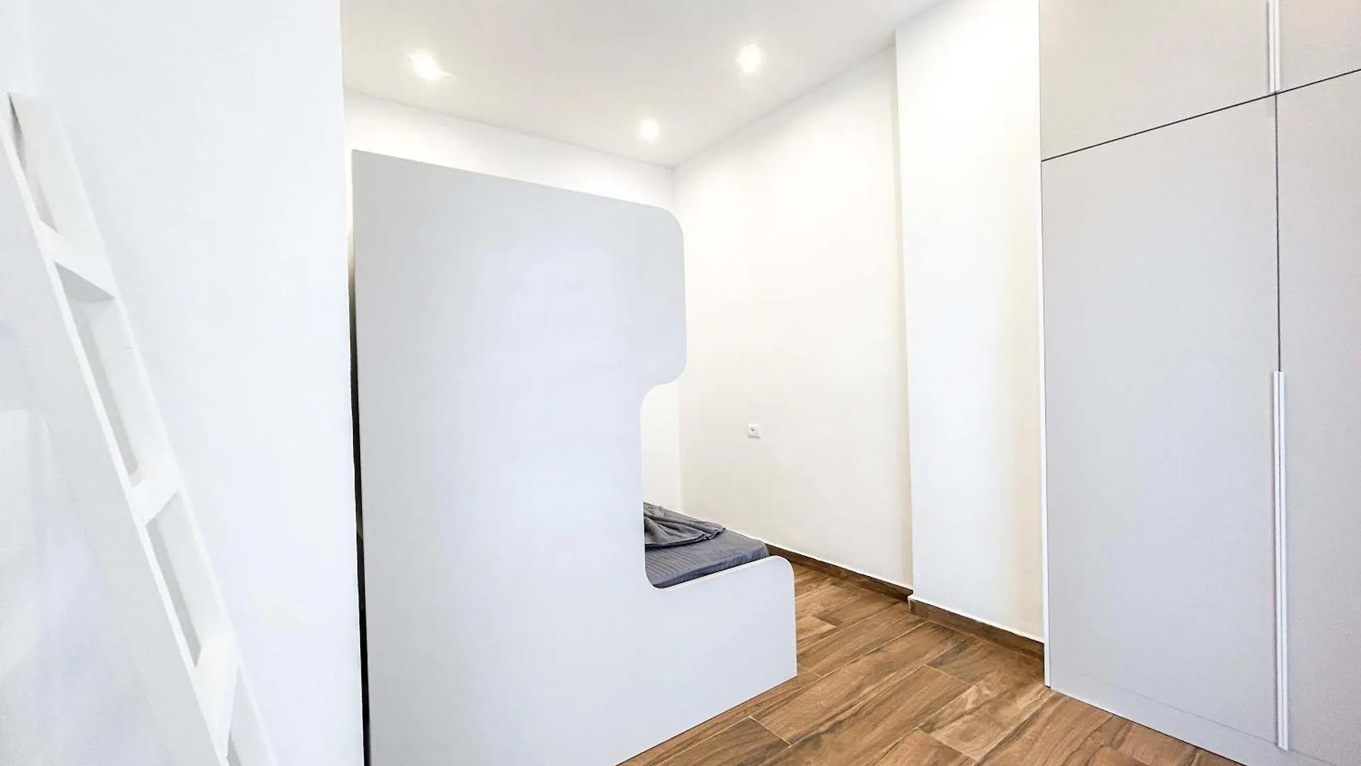 2 Bedroom Apartment 1248 Durrës